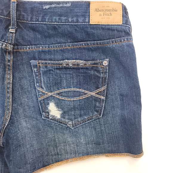 Abercrombie and Fitch Jean Shorts Size 4 - Picture 6 of 8